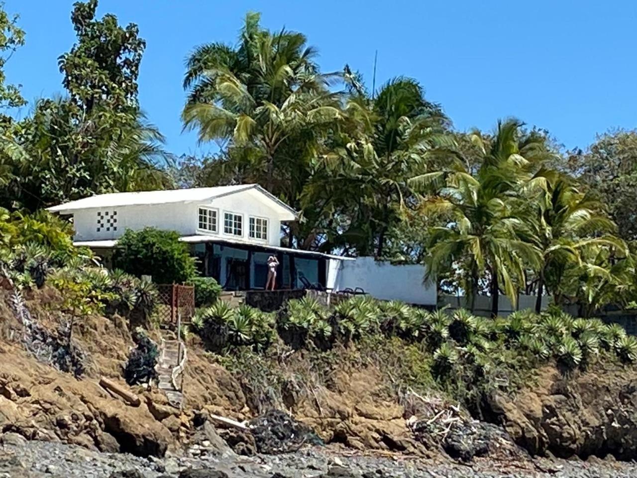 Oceanfront Bungalows - Paradise Rentals Santa Catalina Exterior photo